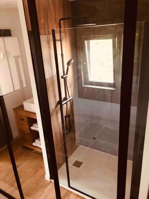 Maisonnette Avec Terrasse Argences エクステリア 写真